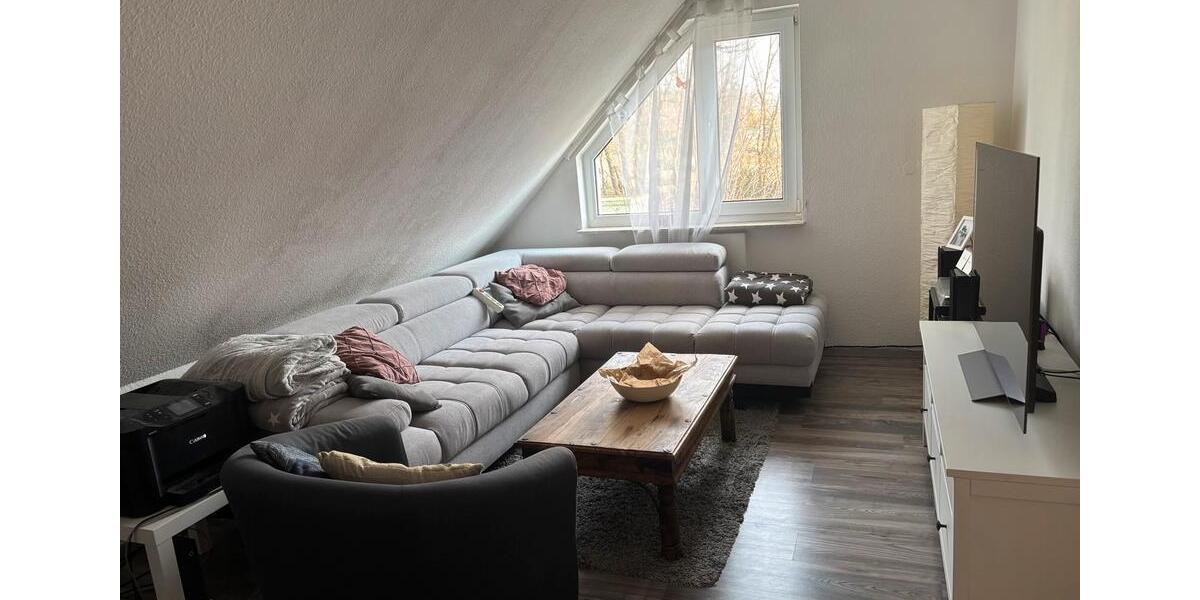 Dachgeschoßwohnung Buseck - 2 Zimmer, 66 m&sup2;, 750&euro; | Angebot:25843169