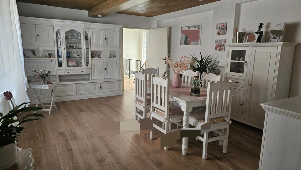 Mehrfamilienhaus, Wohnhaus Lich - 9 Zimmer, 160 m&sup2;, 330.000&euro; | Angebot:25876197