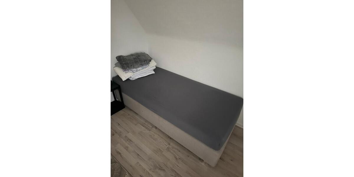 Dachgeschoßwohnung Gießen Allendorf - 1 Zimmer, 50 m&sup2;, 1.100&euro; | Angebot:23312721