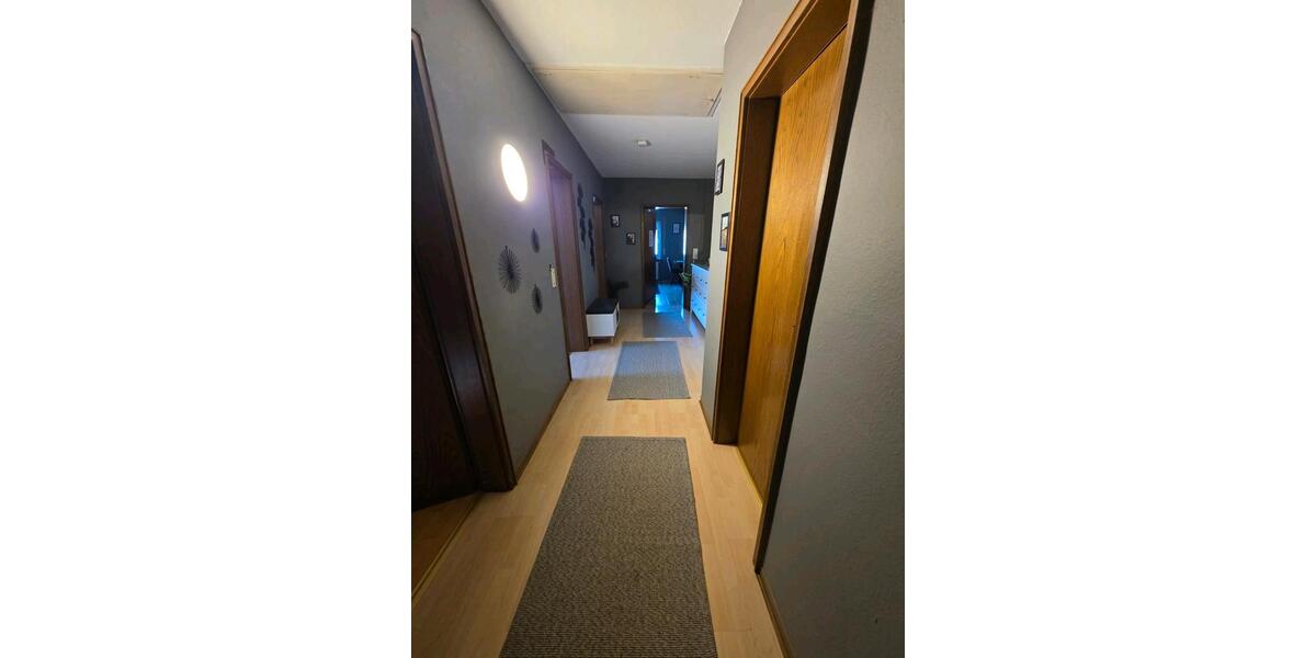 Etagenwohnung Pohlheim - 3 Zimmer, 100 m&sup2;, 960&euro; | Angebot:25883067