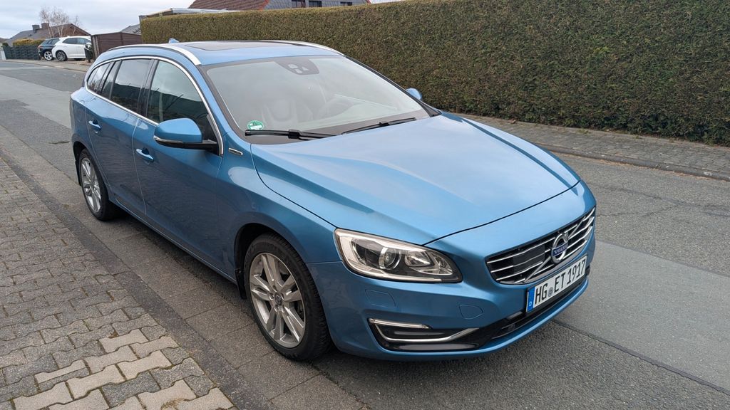 Volvo V60 253.576 km 4.999 &euro; Grävenwiesbach 61279
