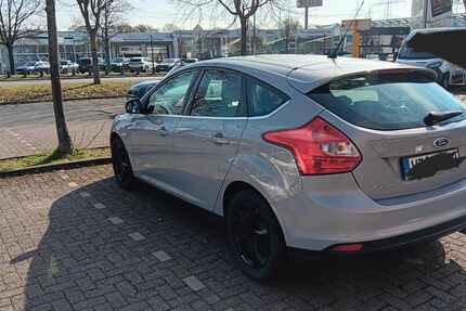 Ford Focus 117.480 km 6.400 &euro; Wetzlar 35584