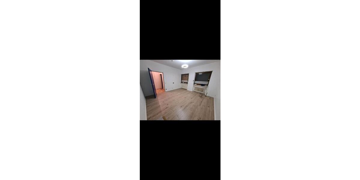 Einfamilienhaus Ehringshausen - 4 Zimmer, 110 m&sup2;, 1.200&euro; | Angebot:26620709