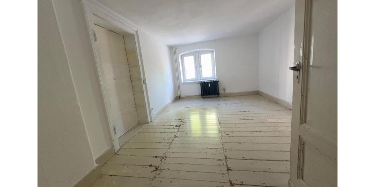 Etagenwohnung Marburg - 4 Zimmer, 115 m&sup2;, 1.490&euro; | Angebot:26644573