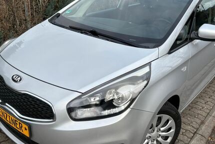 Kia Carens 133.000 km 7.290 &euro; Buseck / Oppenrod 35418