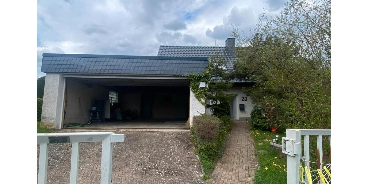 Einfamilienhaus Usingen - 8 Zimmer, 194 m&sup2;, 520.000&euro; | Angebot:27006058