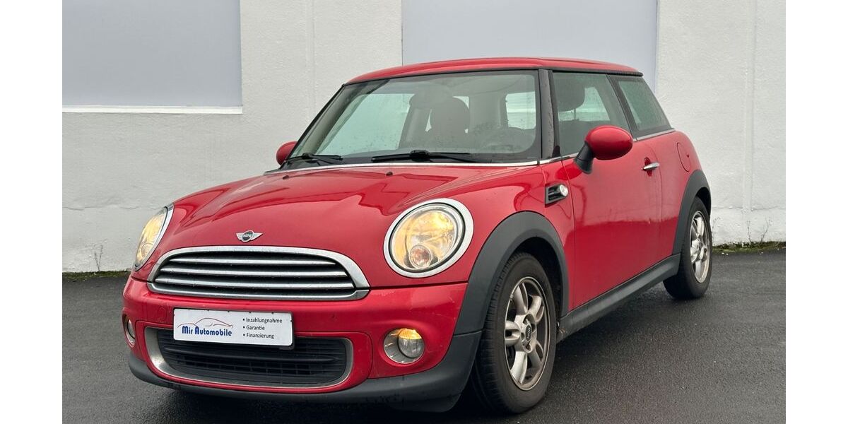 Mini ONE 256.153 km 2.799 &euro; Gießen 35398