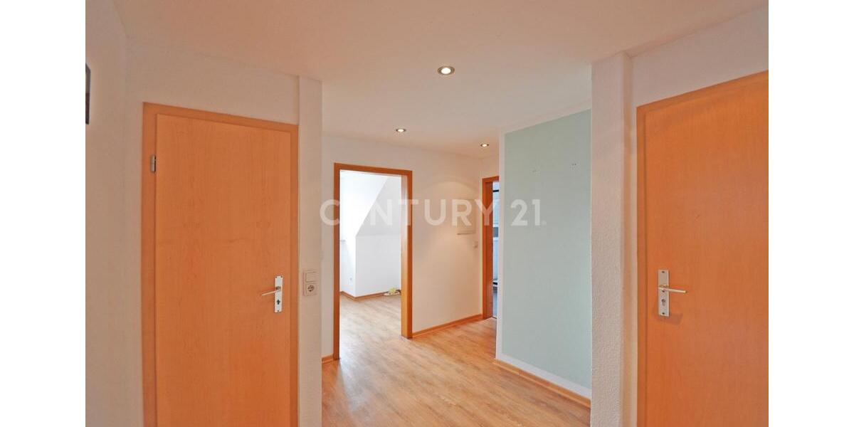 Etagenwohnung Gießen - 3 Zimmer, 76 m&sup2;, 895&euro; | Angebot:26003345