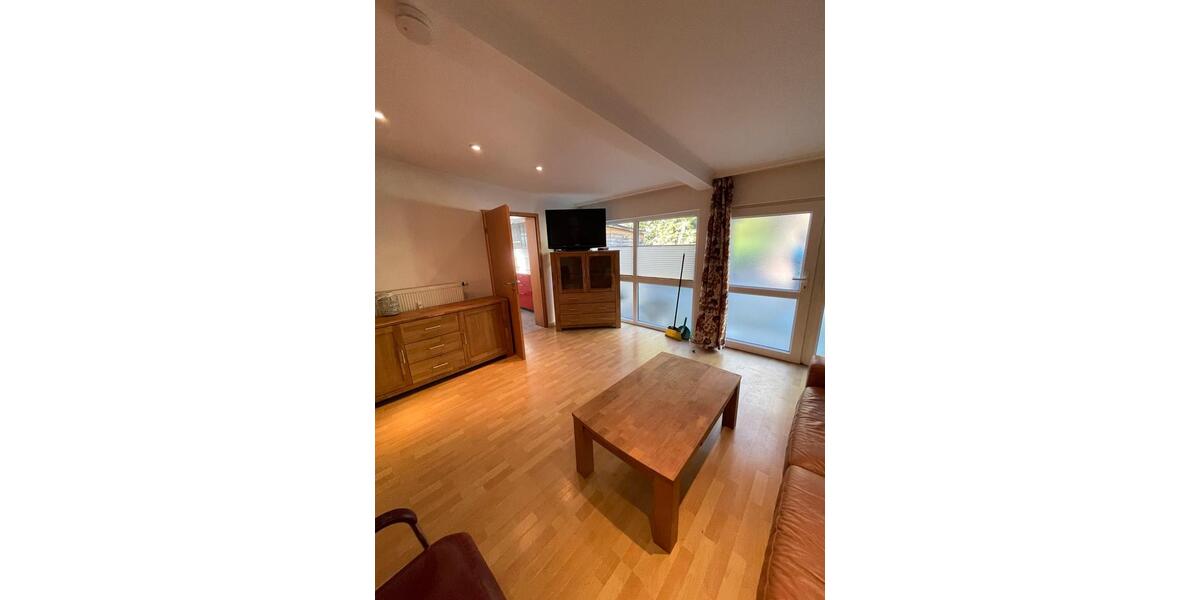 Erdgeschoßwohnung Gießen Wieseck - 1 Zimmer, 50 m&sup2;, 800&euro; | Angebot:26327860