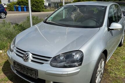 VW Golf 202.400 km 1.550 &euro; Butzbach 35510