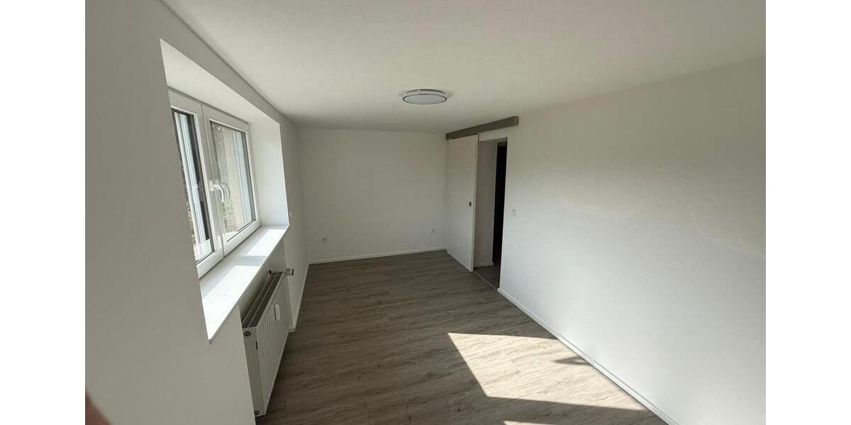 Etagenwohnung Hungen - 3.5 Zimmer, 82 m&sup2;, 800&euro; | Angebot:25493140