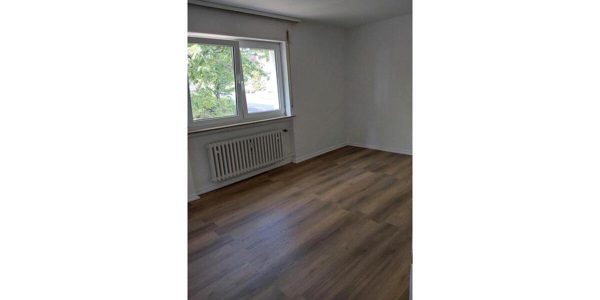 Etagenwohnung Marburg Marbach - 5 Zimmer, 130 m&sup2;, 1.400&euro; | Angebot:25983150