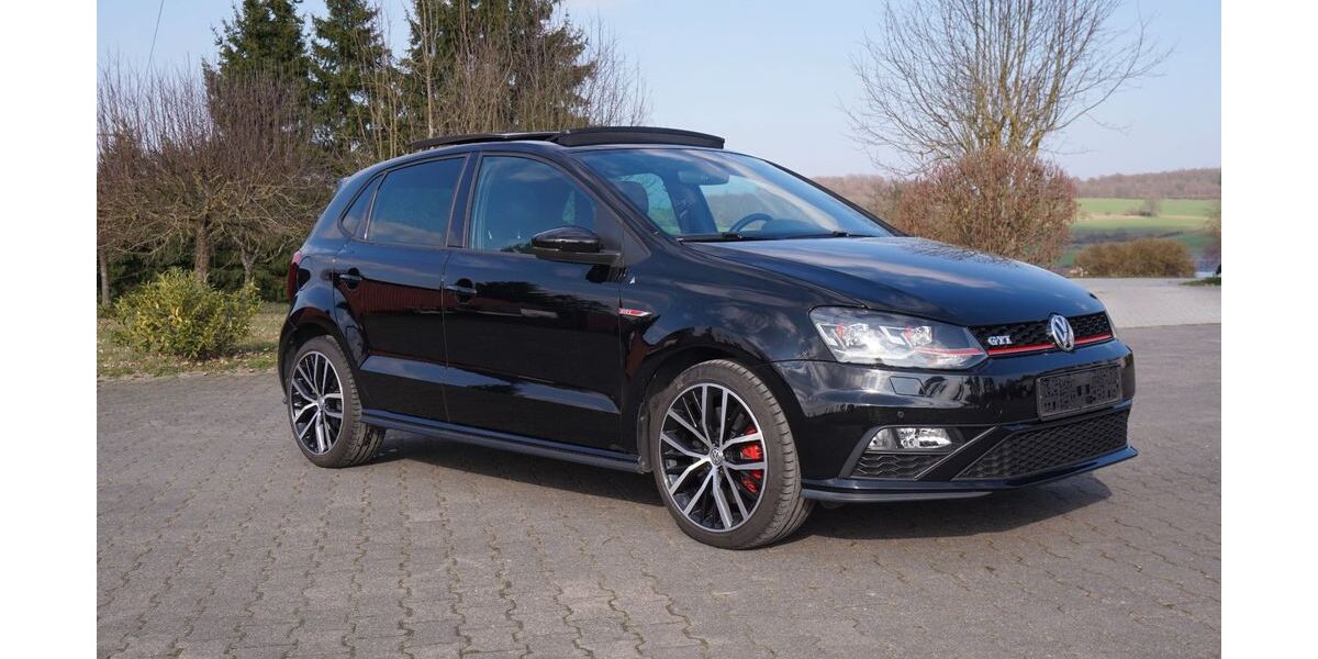 VW Polo 119.000 km 12.499 &euro; Grävenwiesbach 61279