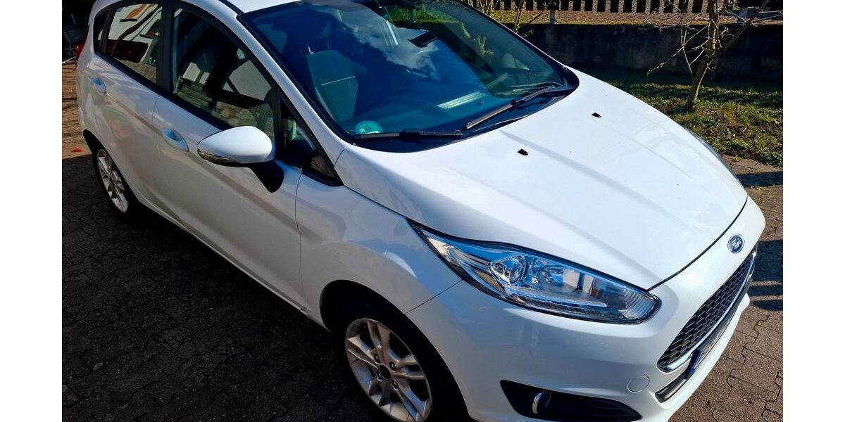 Ford Fiesta 118.000 km 5.250 &euro; Wölfersheim 61200