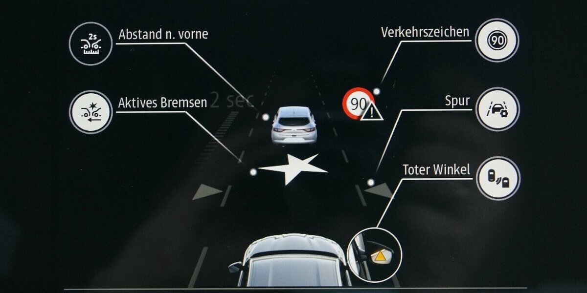 Renault Arkana Mild Hybrid TCe 140 EDC Techno Kamera 29.999 km 21.650 &euro; Lich 35423