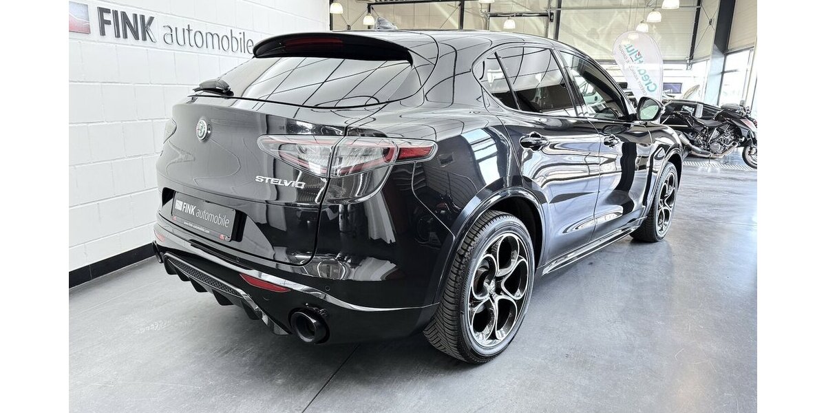 Alfa Romeo Stelvio 2.2 D Veloce Q4 Full LED Leder Carplay 36.900 km 35.890 &euro; Lich 35423