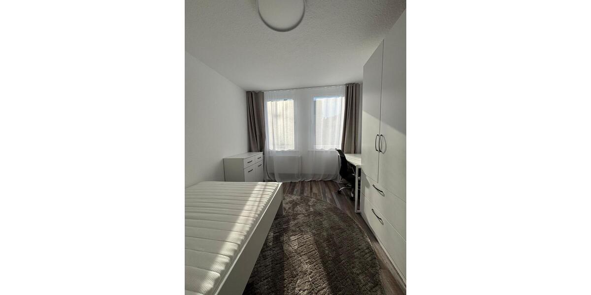 Etagenwohnung Gießen - 4 Zimmer, 14 m&sup2;, 400&euro; | Angebot:26648517
