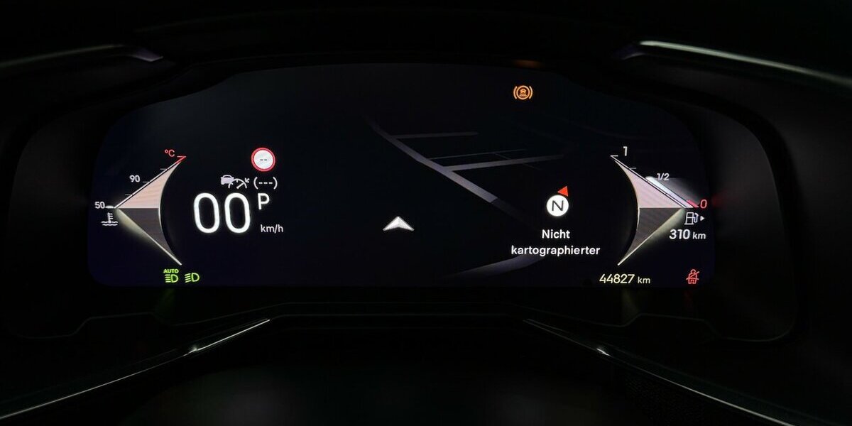 DS Automobiles DS7 Blue HDI 130 Étoile LED Nachtsicht Pano 44.900 km 30.440 &euro; Lich 35423