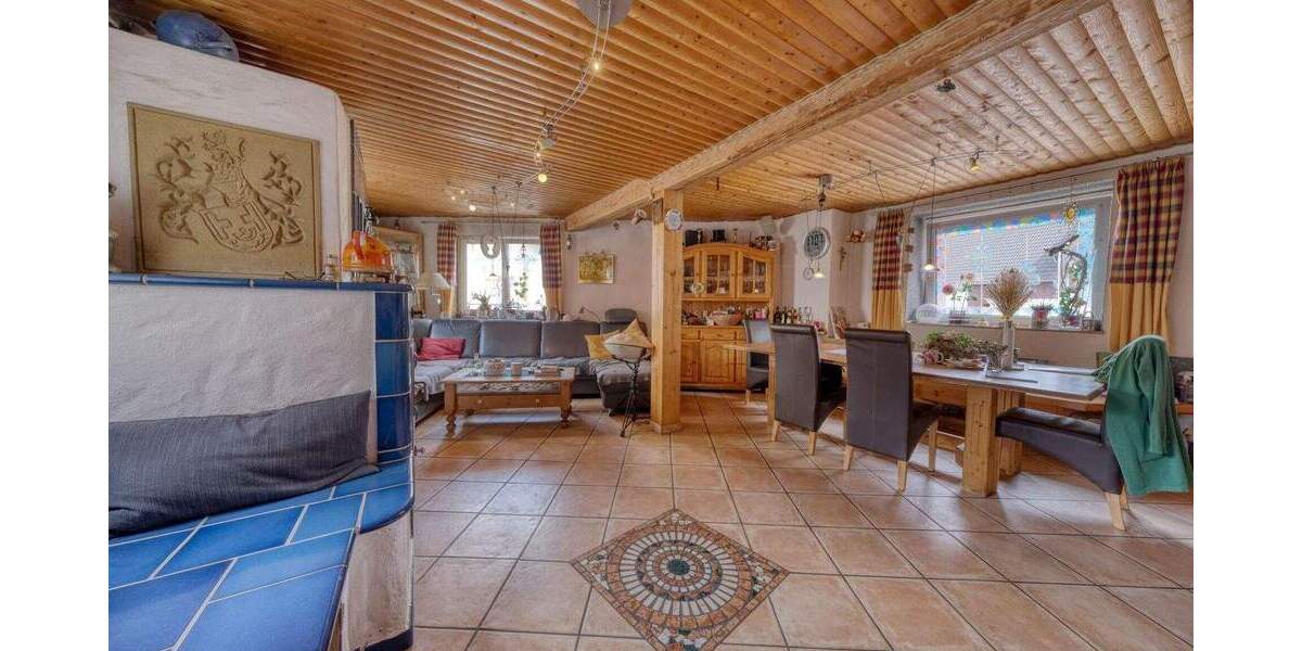 Mehrfamilienhaus, Wohnhaus Schöffengrund / Schwalbach Schwalbach - 1 Zimmer, 320 m&sup2;, 329.000&euro; | Angebot:25837236