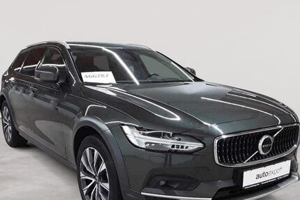 Volvo V90 Cross Country 126.961 km 29.689 &euro; Fernwald-Steinbach 35463
