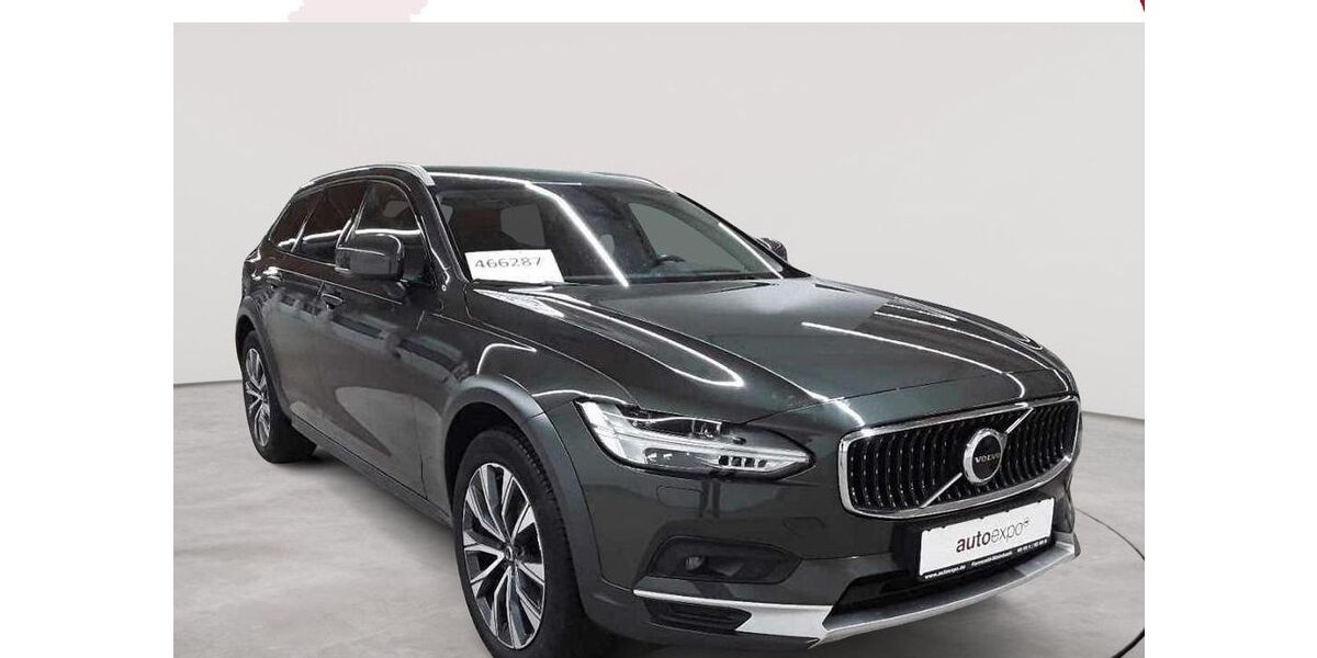 Volvo V90 Cross Country 126.961 km 29.689 &euro; Fernwald-Steinbach 35463