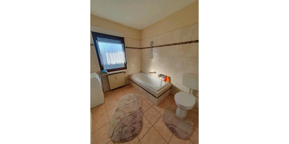 Erdgeschoßwohnung Homberg (Ohm) - 4 Zimmer, 120 m&sup2;, 180.000&euro; | Angebot:26386749