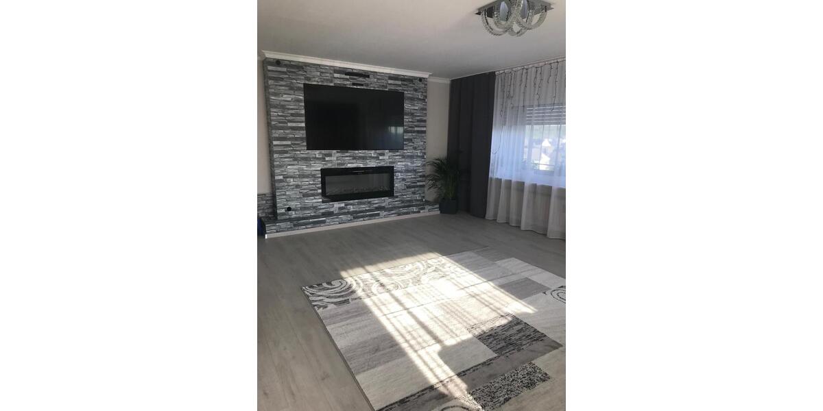 Einfamilienhaus Bad Endbach - 6 Zimmer, 230 m&sup2;, 1.300&euro; | Angebot:26604947