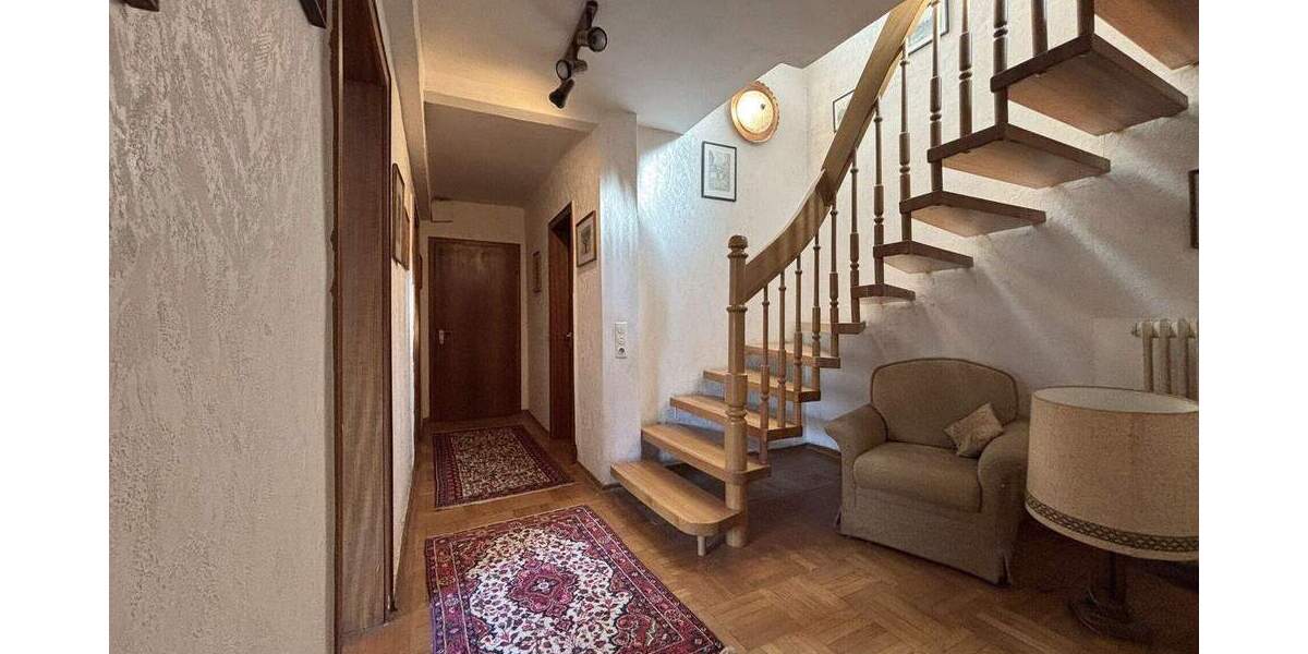 Einfamilienhaus Marburg / Ockershausen Marburg - 6 Zimmer, 213 m&sup2;, 549.900&euro; | Angebot:25689257