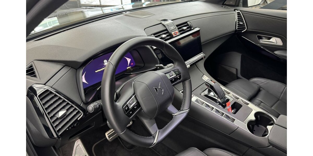 DS Automobiles DS7 Blue HDI 130 Étoile LED Nachtsicht Pano 29.800 km 31.420 &euro; Lich 35423