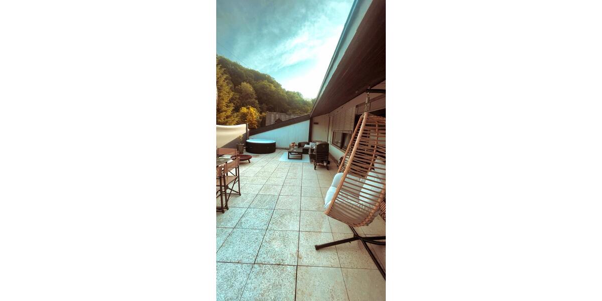 Einfamilienhaus Greifenstein - 17 Zimmer, 400 m&sup2;, 350.000&euro; | Angebot:25340391