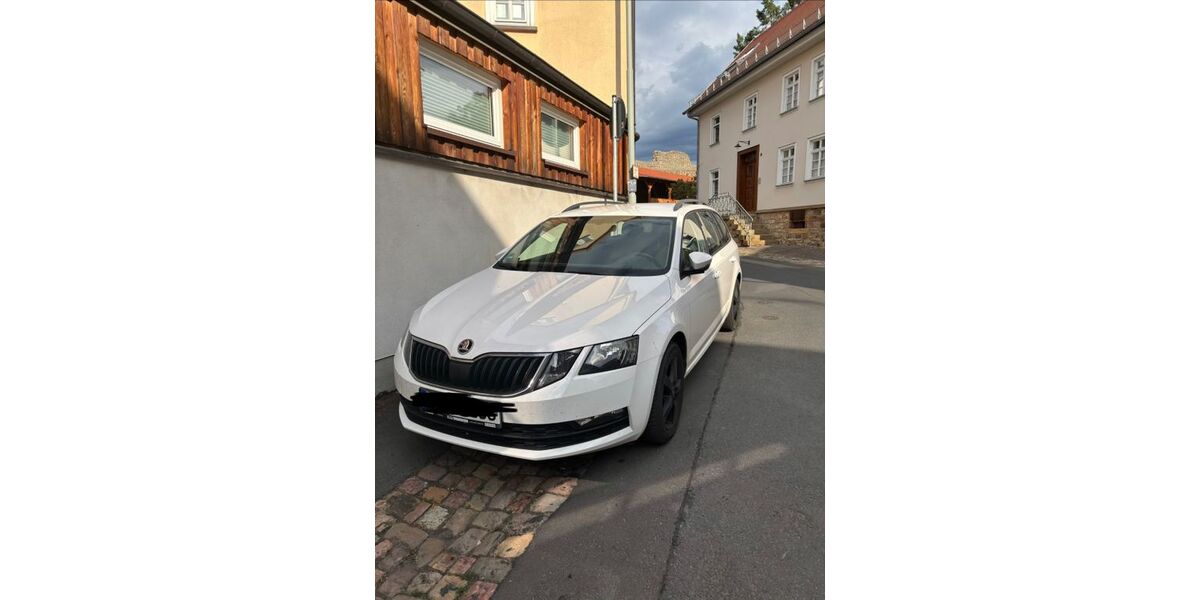Skoda Octavia 137.000 km 12.280 &euro; Münzenberg 35516