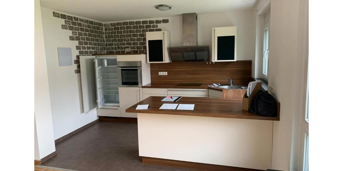 Erdgeschoßwohnung Gießen Allendorf - 5 Zimmer, 110 m&sup2;, 1.200&euro; | Angebot:26598390