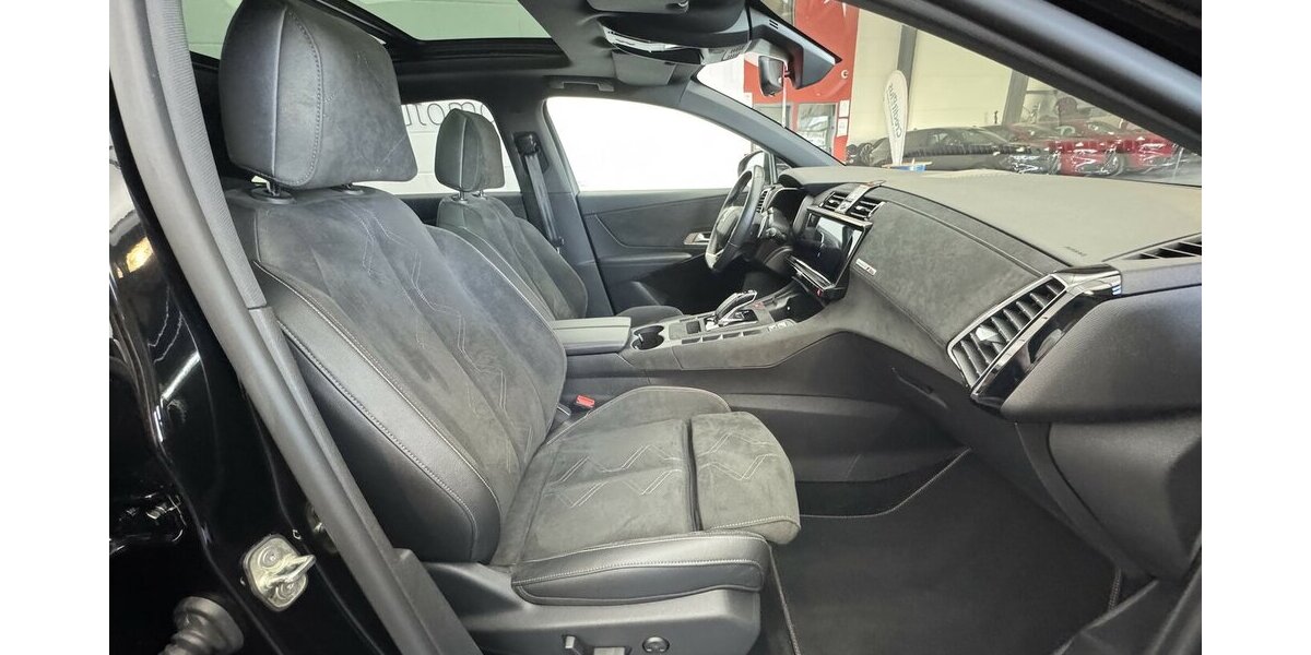 DS Automobiles DS7 E-Tense 300 kW Performance Line + 4x4 28.999 km 27.970 &euro; Lich 35423