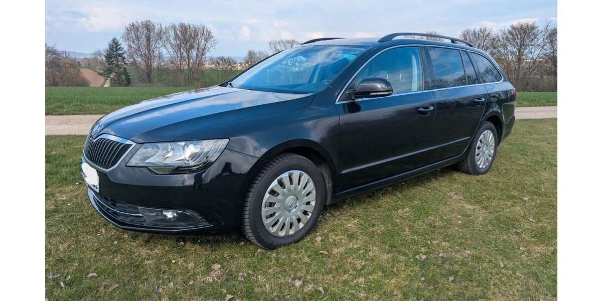 Skoda Superb 193.500 km 11.111 &euro; Gießen 35398