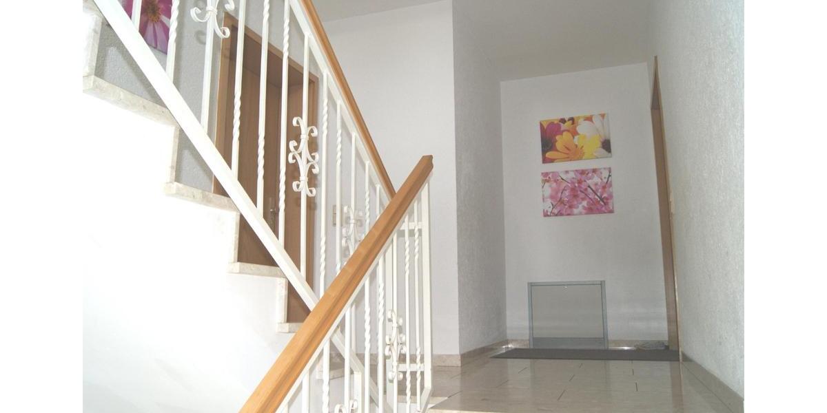 Dachgeschoßwohnung Laubach - 3 Zimmer, 75 m&sup2;, 710&euro; | Angebot:25232244