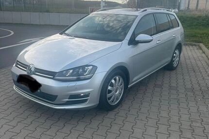 VW Golf 182.000 km 9.000 &euro; Hüttenberg 35625