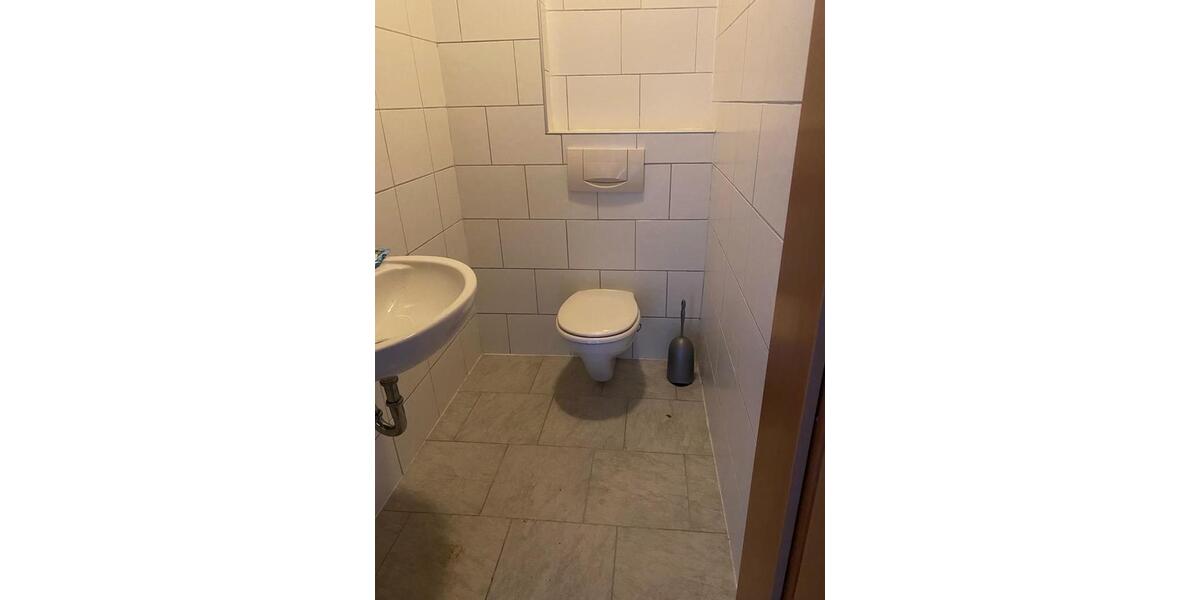 Einfamilienhaus Gladenbach - 1 Zimmer, 215 m&sup2;, 239.000&euro; | Angebot:24849760