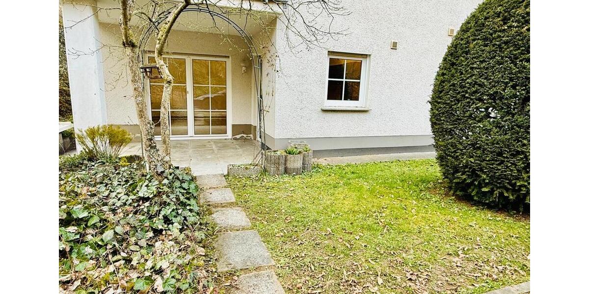 Etagenwohnung Solms - 3 Zimmer, 88 m&sup2;, 795&euro; | Angebot:26023553