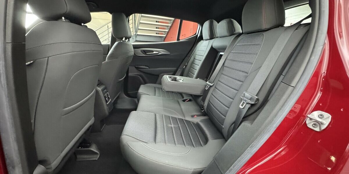 Alfa Romeo Tonale 1.6 VGT-D Sprint ACC Sitzheizung 9.800 km 22.490 &euro; Lich 35423