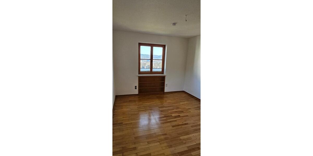 Erdgeschoßwohnung Herborn - 3 Zimmer, 95 m&sup2;, 1.000&euro; | Angebot:25613828