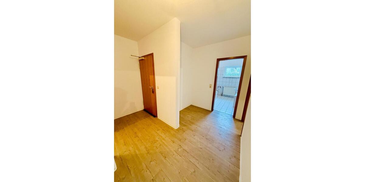 Etagenwohnung Solms - 3 Zimmer, 88 m&sup2;, 795&euro; | Angebot:26023553