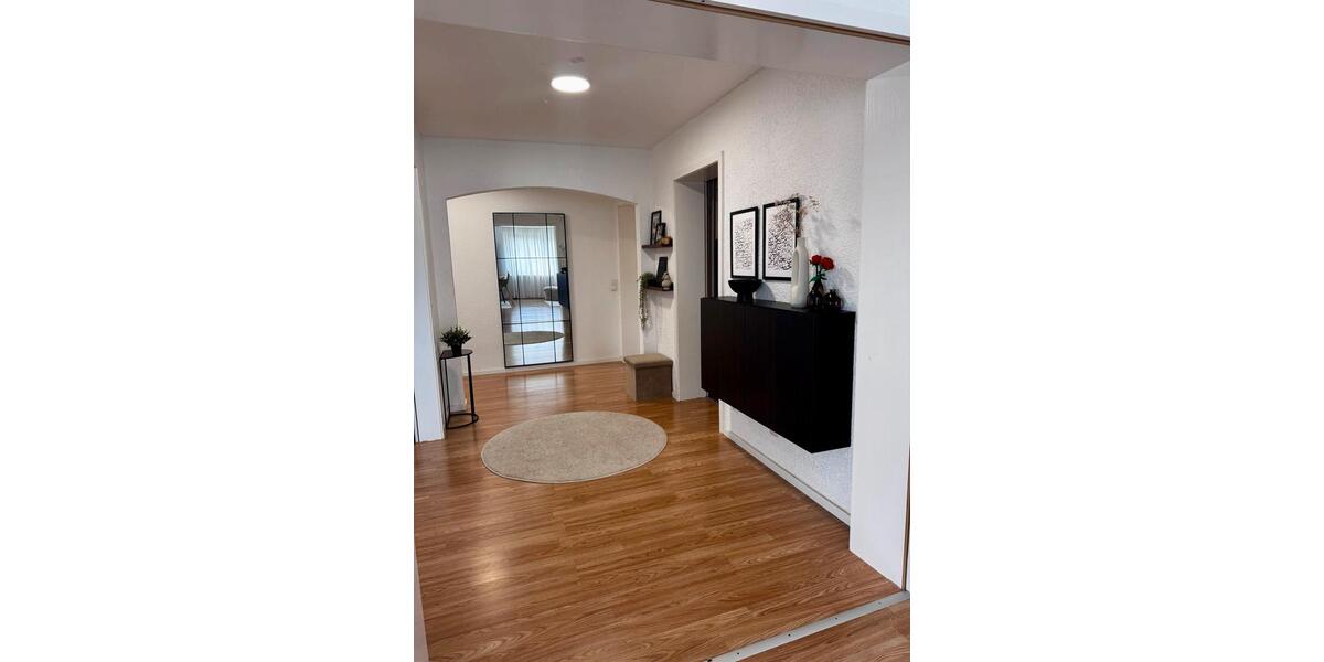 Terrassenwohnung Ehringshausen - 3 Zimmer, 96 m&sup2;, 850&euro; | Angebot:26041325