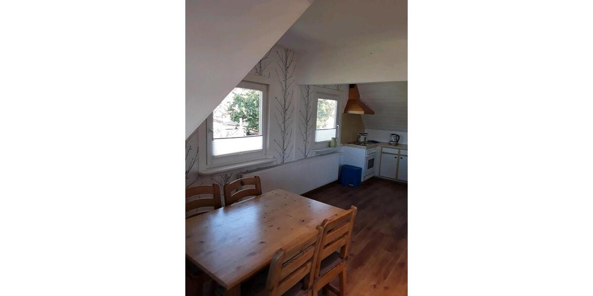 Dachgeschoßwohnung Marburg - 2 Zimmer, 70 m&sup2;, 750&euro; | Angebot:25367374