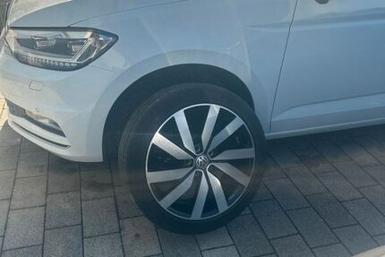 VW Touran 240.100 km 13.199 &euro; Gießen 35396