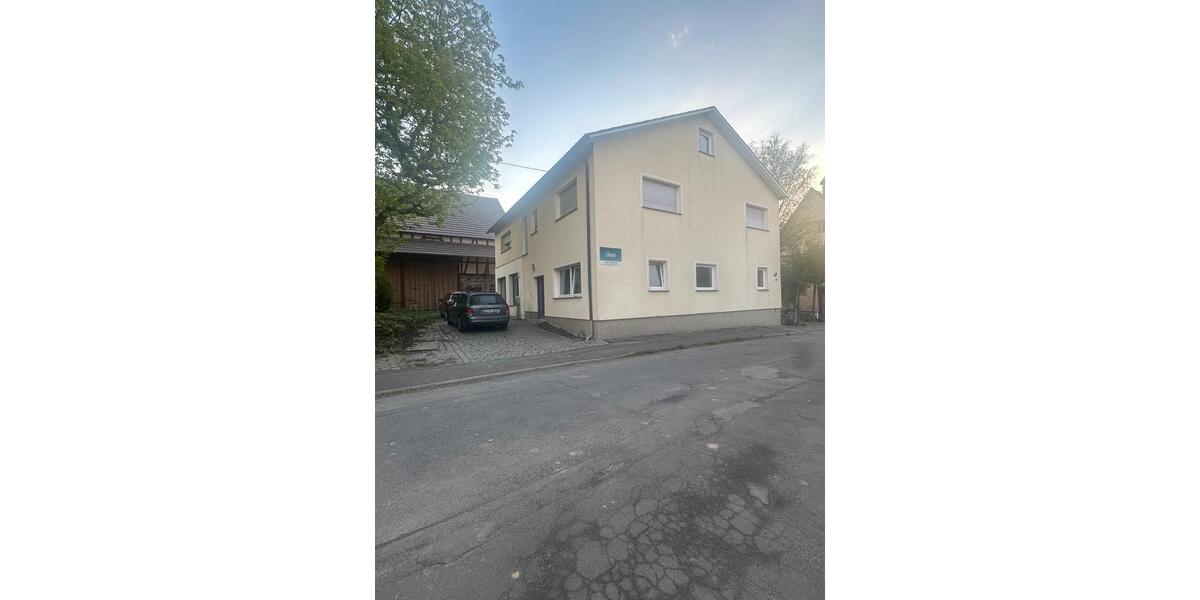 Mehrfamilienhaus, Wohnhaus Grünberg - 9 Zimmer, 200 m&sup2;, 285.000&euro; | Angebot:27091268