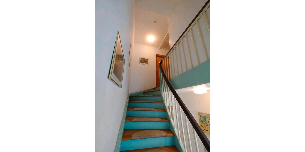 Dachgeschoßwohnung Marburg Cappel - 4 Zimmer, 75 m&sup2;, 225.000&euro; | Angebot:26502333