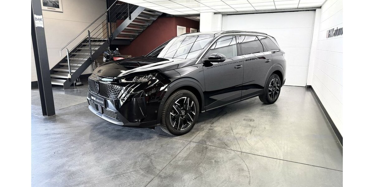 Peugeot 5008 145 Mild Hybrid Allure7 Sitzer LED 360°Cam 35.800 km 27.320 &euro; Lich 35423