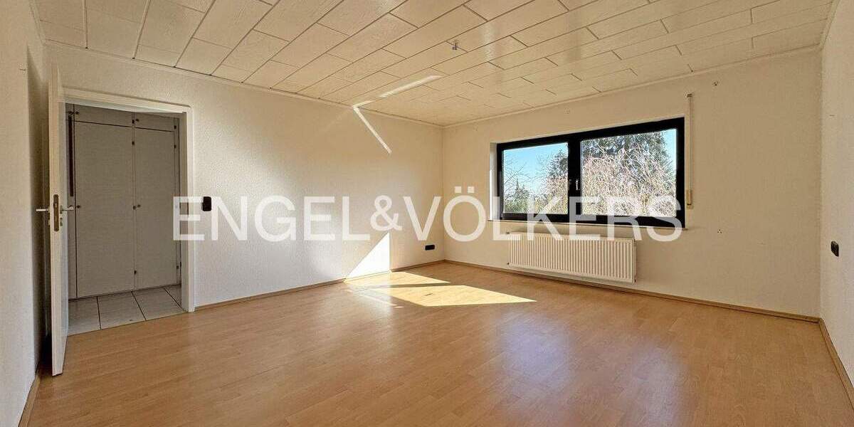 Einfamilienhaus Ober-Mörlen Langenhain-Ziegenberg - 7 Zimmer, 224 m&sup2;, 549.000&euro; | Angebot:25676843