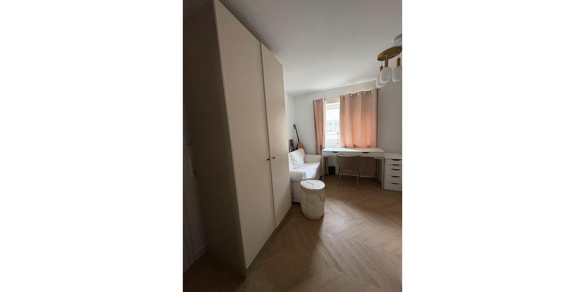 Etagenwohnung Gießen Wieseck - 1 Zimmer, 20 m&sup2;, 680&euro; | Angebot:25282071