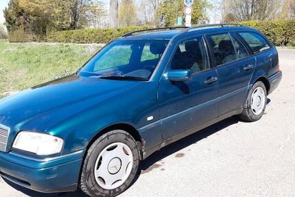 Mercedes-Benz C 180 280.000 km 890 &euro; Linden 35440